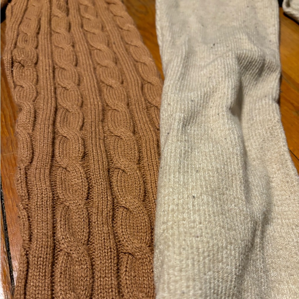 2 pairs of legging